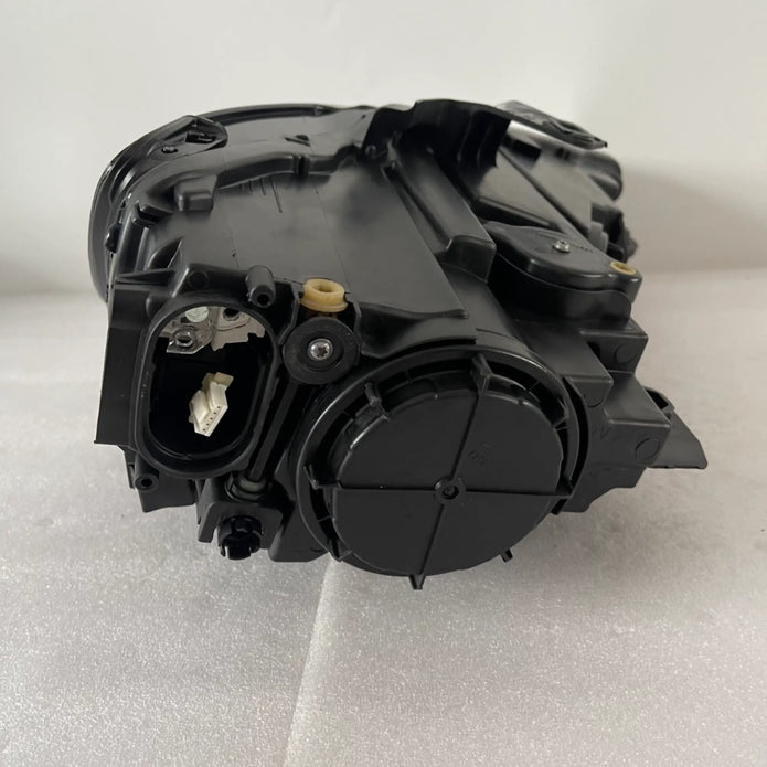 Audi A3 S3 RS3 8V Bi-Xenon LED Scheinwerfer links 8V0941043E