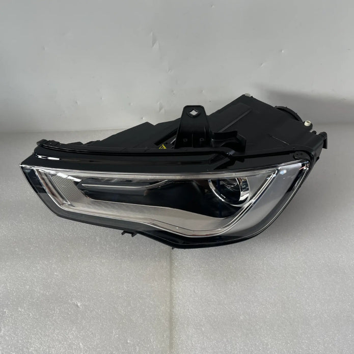 Audi A3 S3 RS3 8V Bi-Xenon LED Scheinwerfer links 8V0941043N