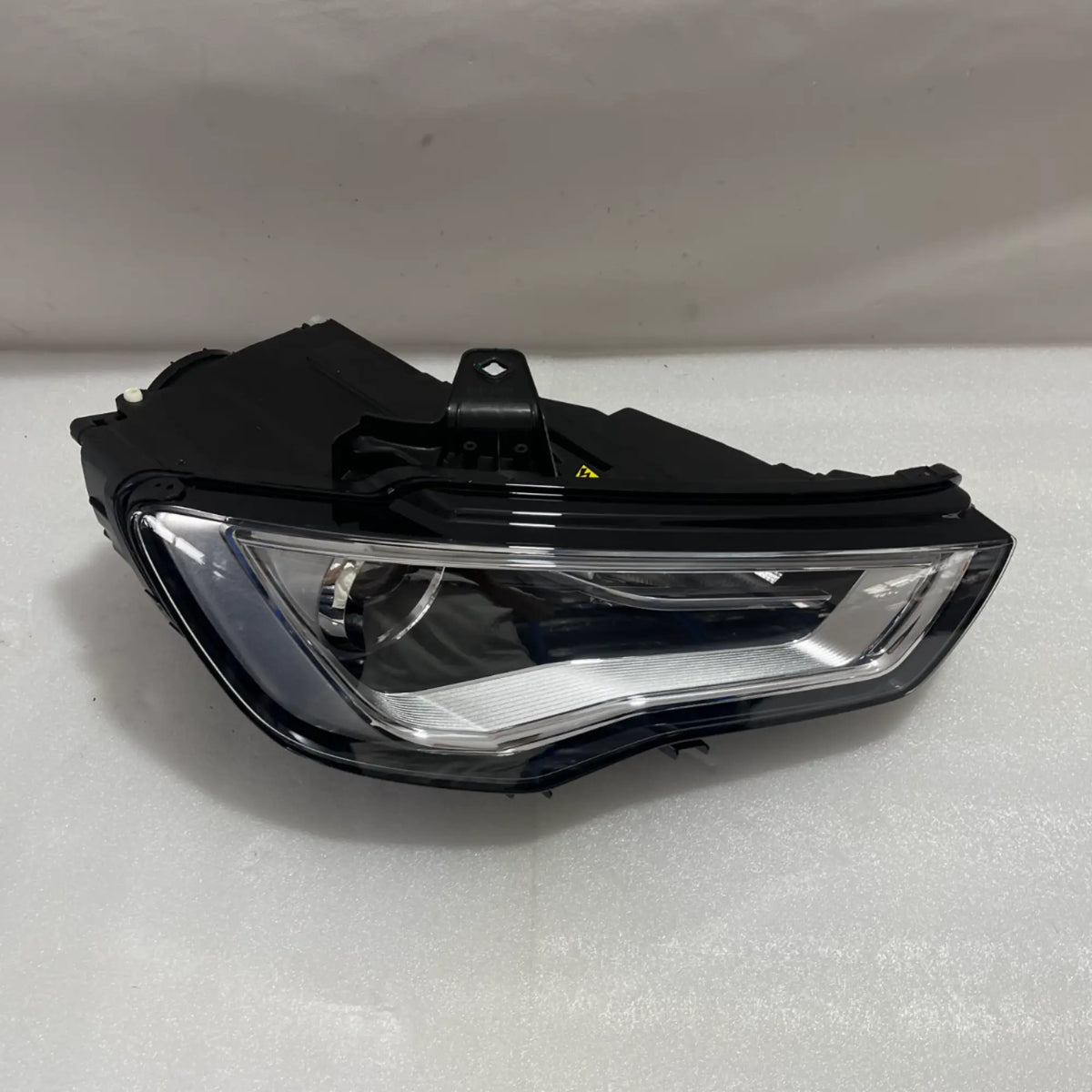 Audi A3 S3 RS3 8V Bi-Xenon LED Scheinwerfer rechts 8V0941006C