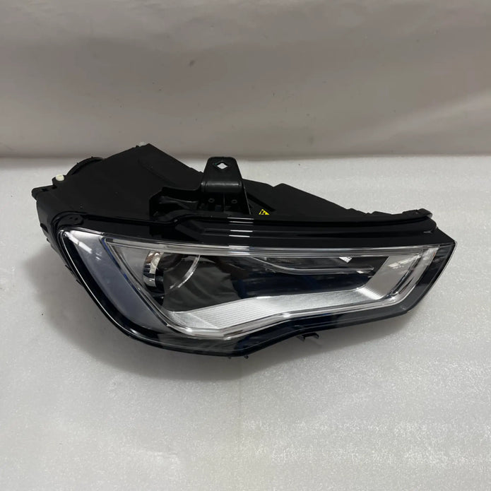 Audi A3 S3 RS3 8V Bi-Xenon LED Scheinwerfer rechts 8V0941006C