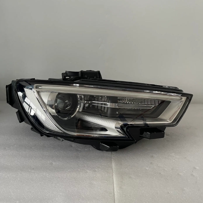 Audi A3 S3 RS3 8V Bi-Xenon LED Scheinwerfer rechts 8V0941006E
