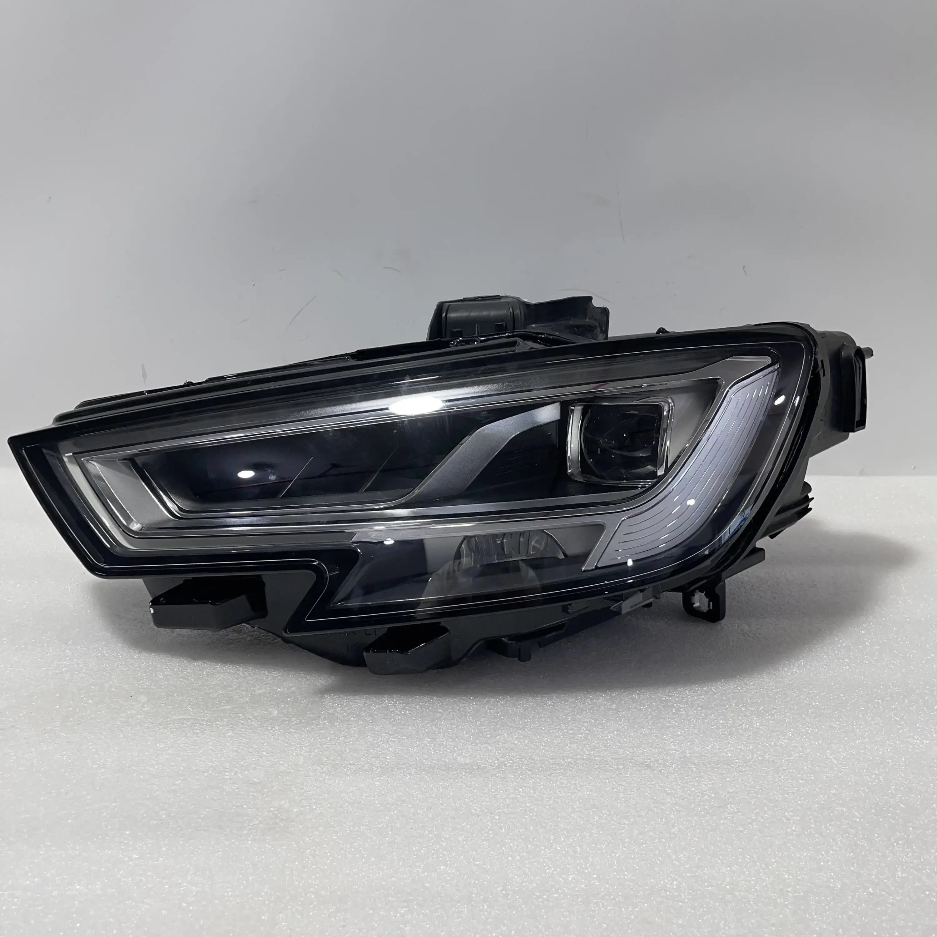 Audi A3 S3 RS3 8V Full LED Matrix Scheinwerfer links 8V0941035
