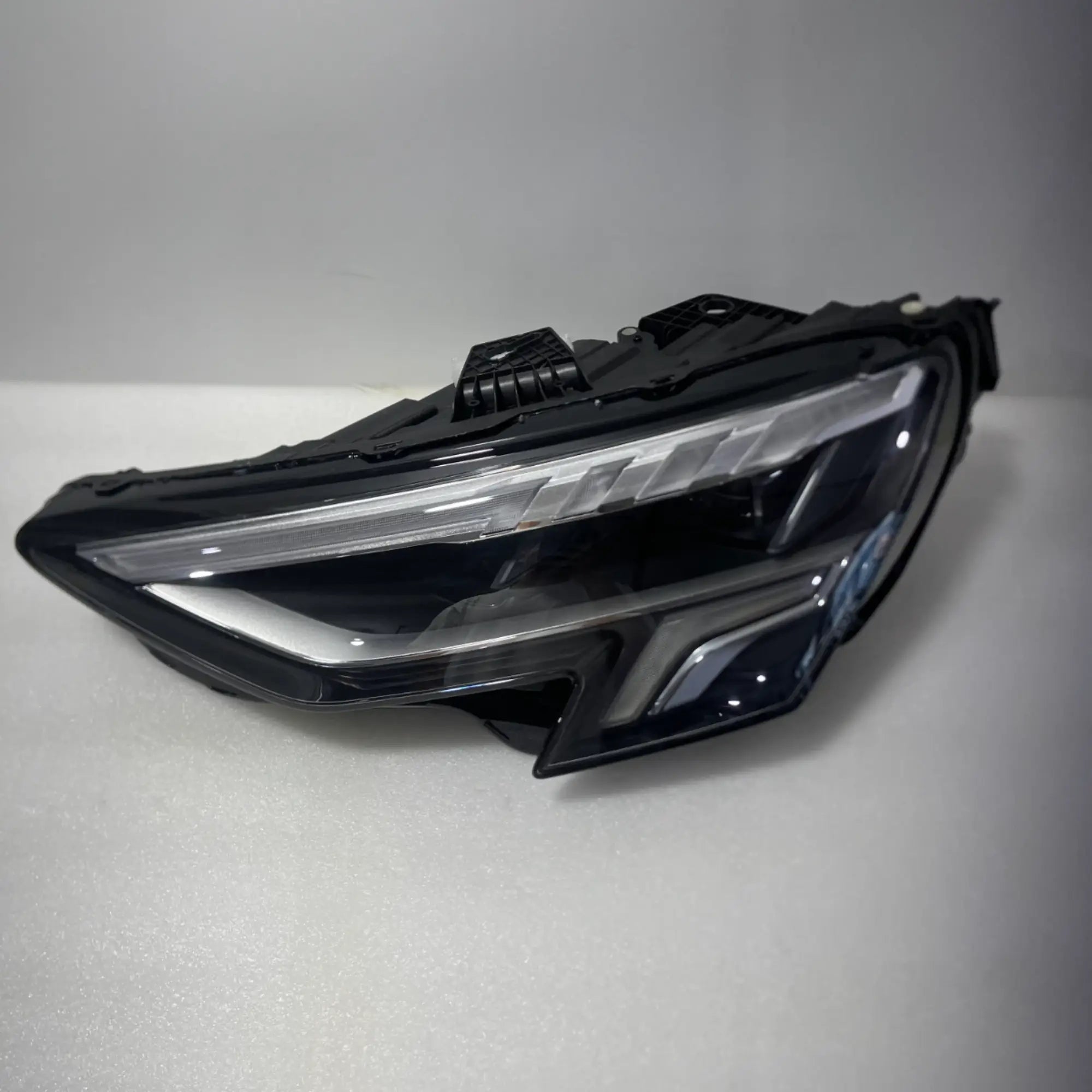 Audi A3 S3 RS3 8Y Full LED Scheinwerfer links 8Y0941033