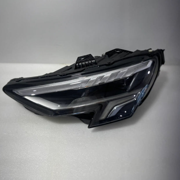 Audi A3 S3 RS3 8Y Full LED Scheinwerfer links 8Y0941033