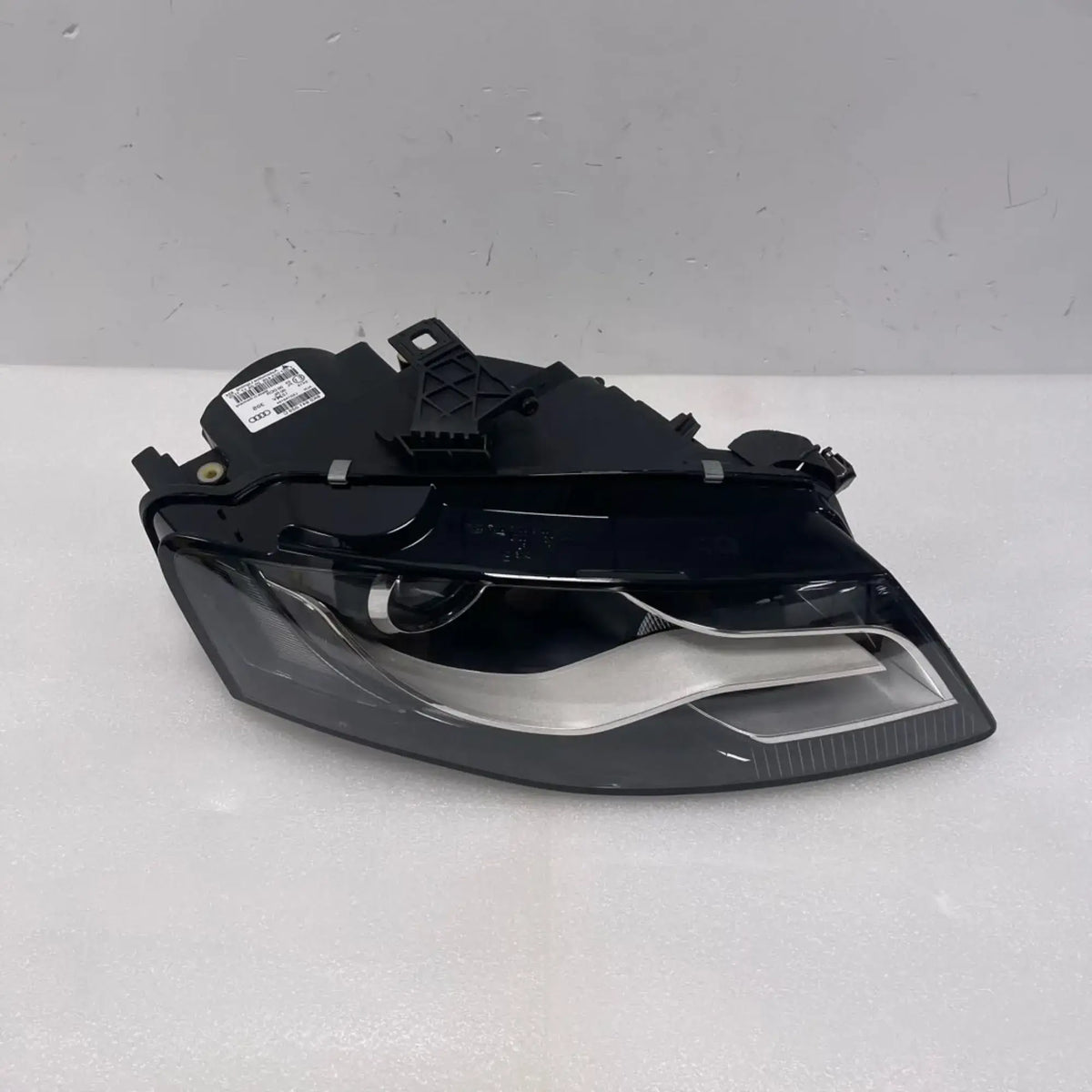 Audi A4 S4 B8 Bi-Xenon LED Scheinwerfer rechts 8K0941030BK