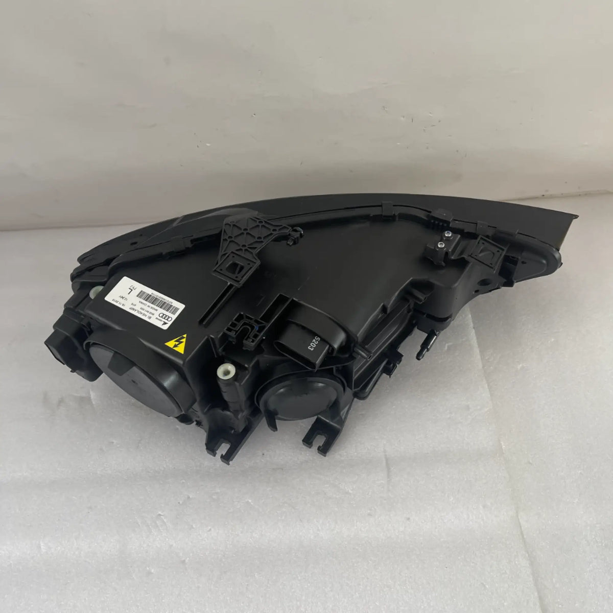 Audi A4 S4 RS4 B8 Bi-Xenon LED Scheinwerfer links 8K0941005