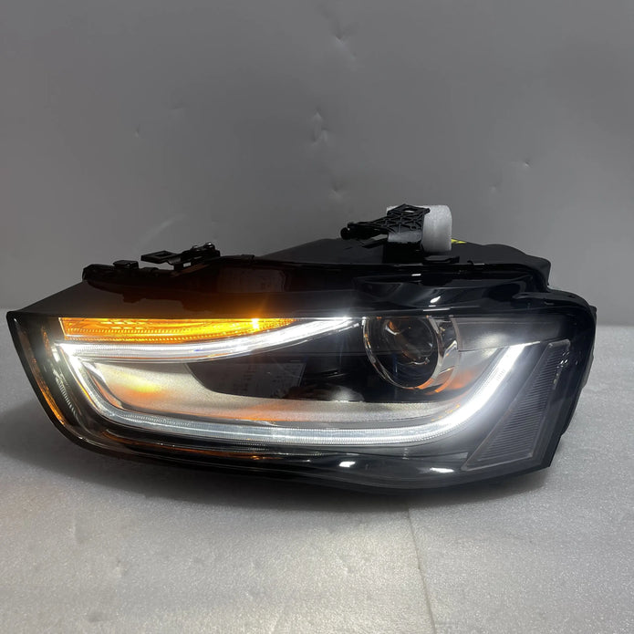 Audi A4 S4 RS4 B8 Bi-Xenon LED Scheinwerfer links 8K0941753F