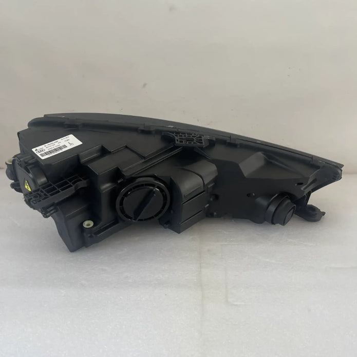Audi A4 S4 RS4 B9 Bi-Xenon LED Scheinwerfer links 8W0941043