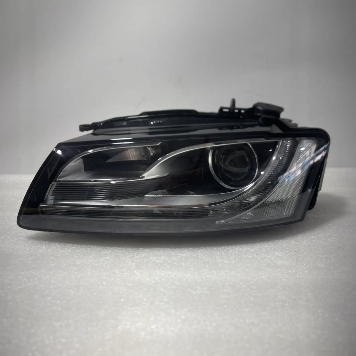 Audi A5 S5 RS5 8T Bi-Xenon LED Scheinwerfer links 8T0941029AK