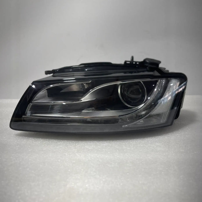 Audi A5 S5 RS5 8T Bi-Xenon LED Scheinwerfer links 8T0941029L