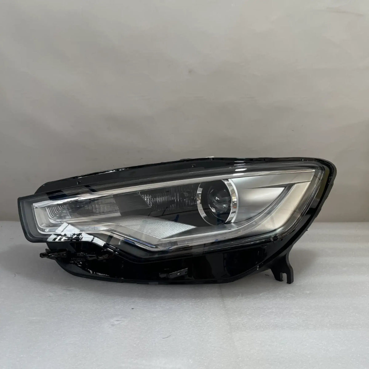 Audi A6 S6 RS6 4G Xenon LED Scheinwerfer links 4G0941043