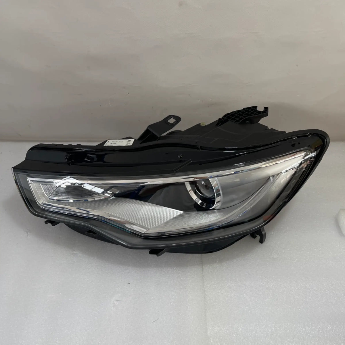 Audi A6 S6 RS6 4G Xenon LED Scheinwerfer links 4G0941043J