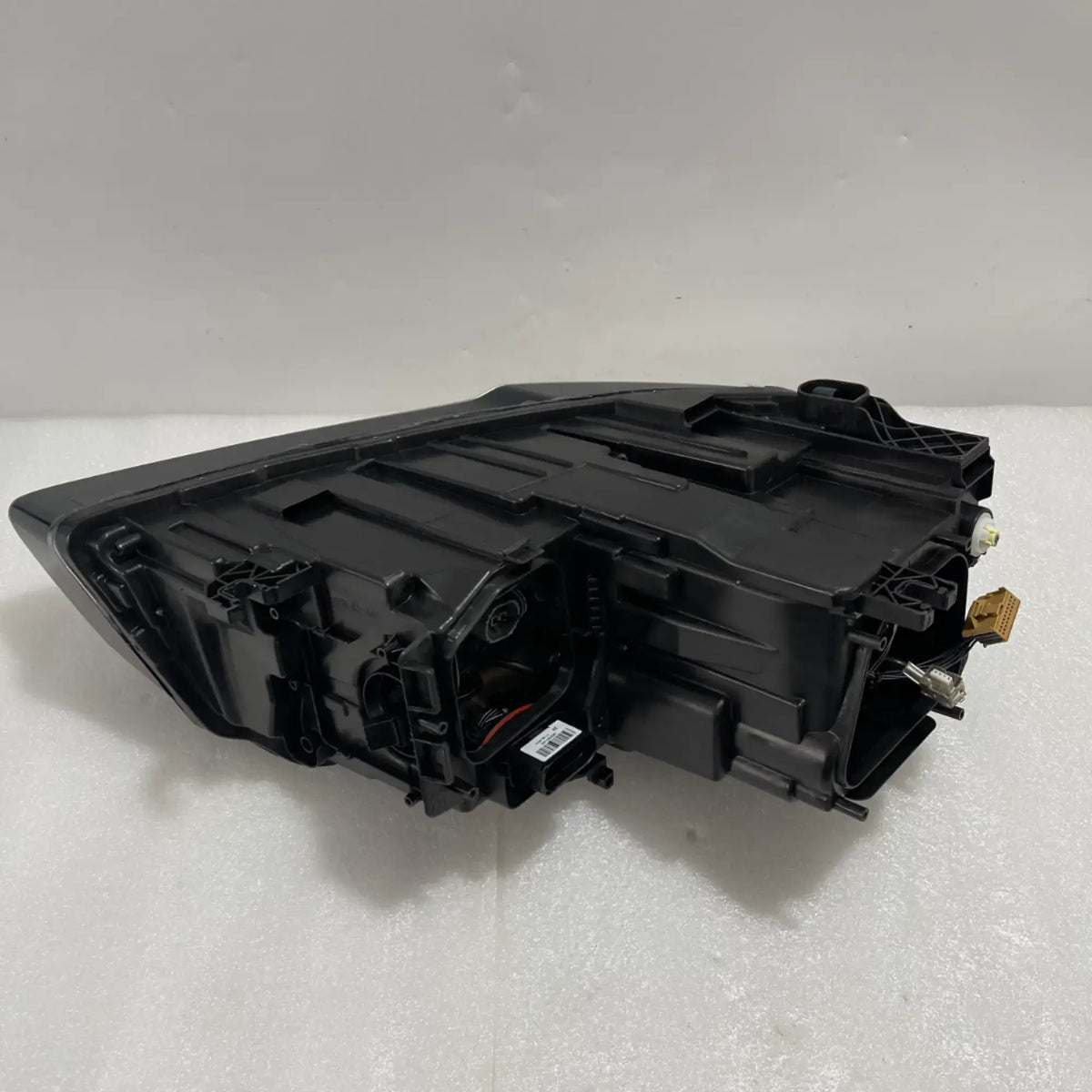 Audi A8 S8 4H Bi-Xenon LED Scheinwerfer links 4H0941043B