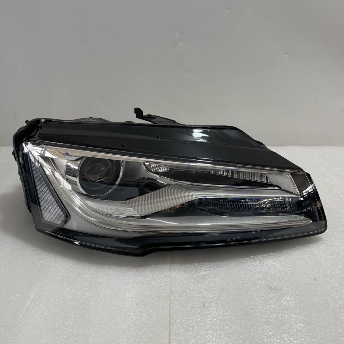 Audi A8 S8 4H Bi-Xenon LED Scheinwerfer rechts 4H0941006