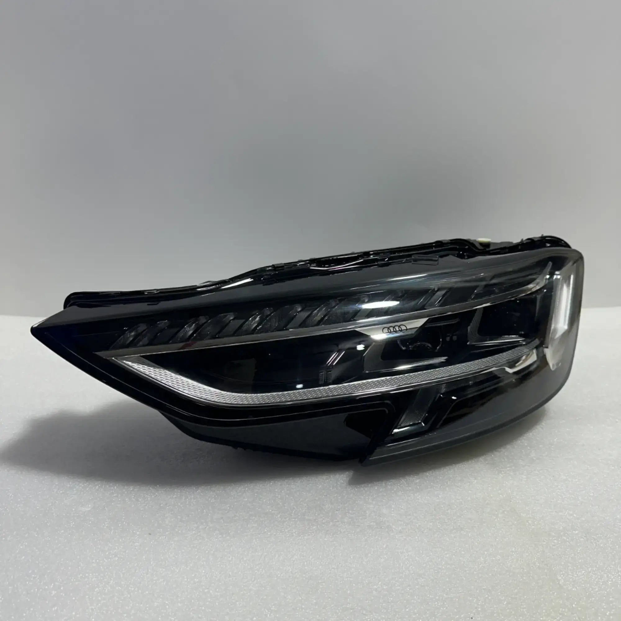 Audi A8 S8 4N Full LED Digital Matrix Scheinwerfer links 4N0941079B