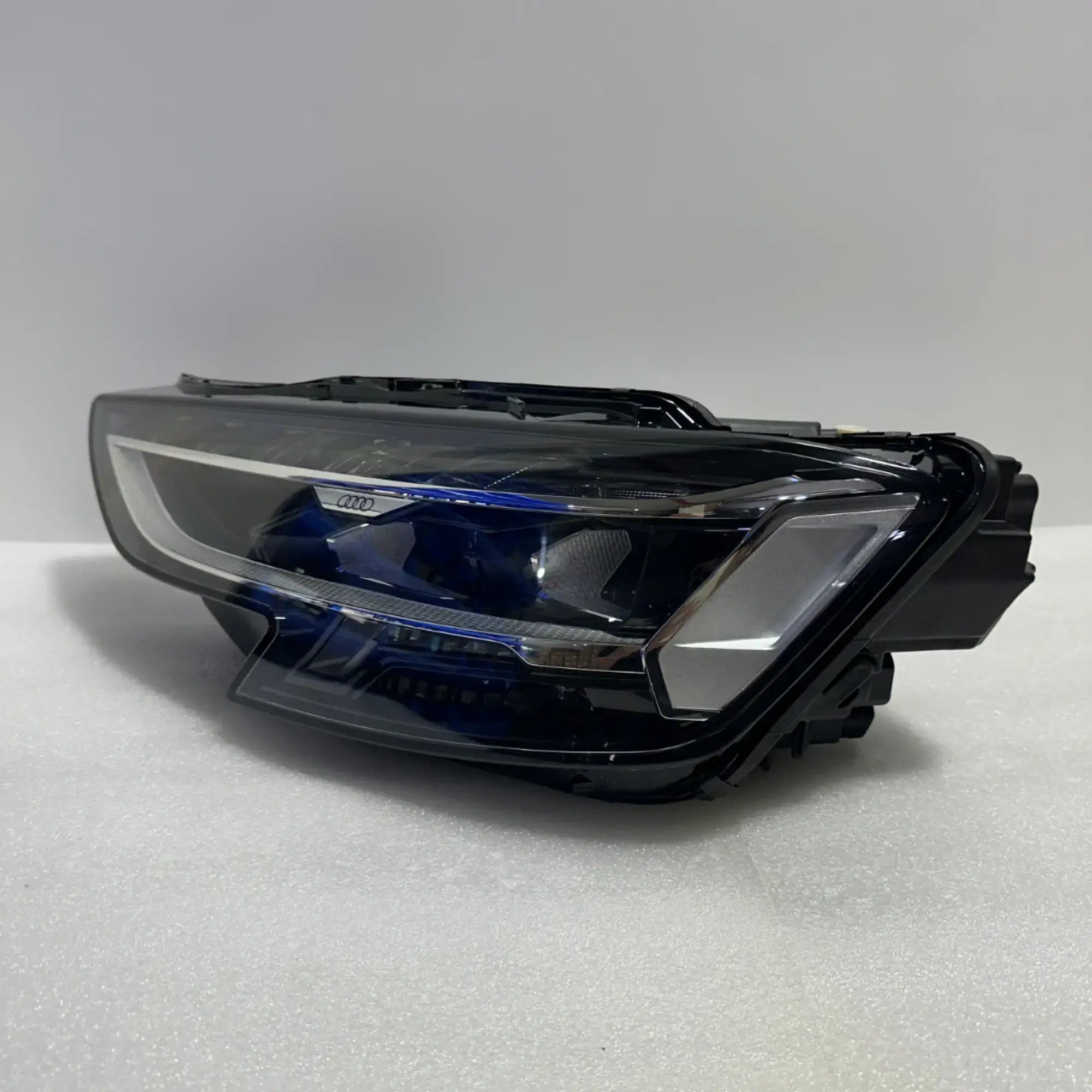 Audi A8 S8 4N Full LED Digital Matrix Scheinwerfer links 4N0941079B