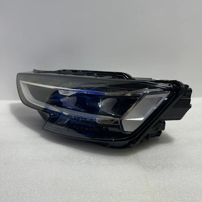 Audi A8 S8 4N Full LED Digital Matrix Scheinwerfer links 4N0941079B