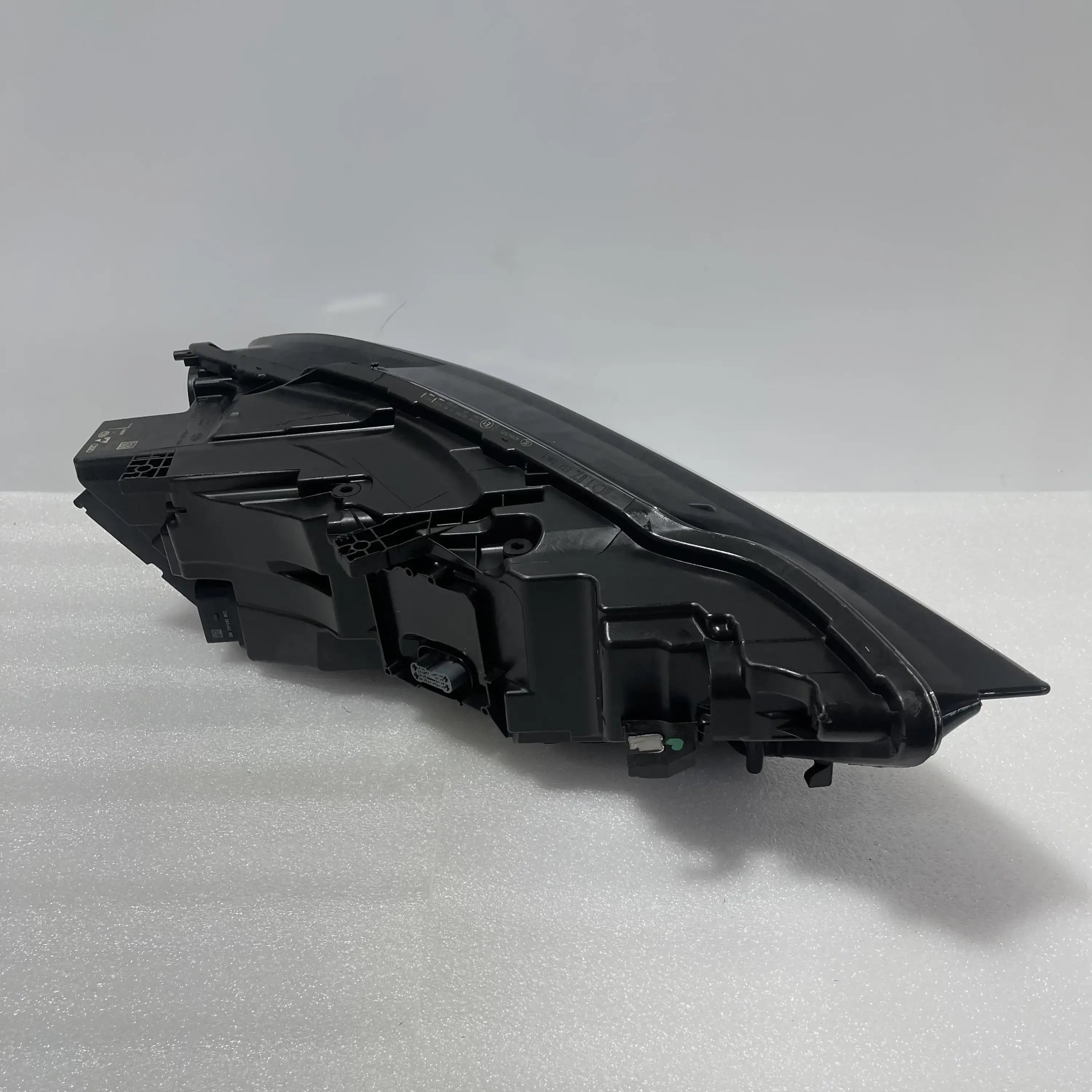 Audi A8 S8 4N Full LED Matrix Scheinwerfer links 4N0941035