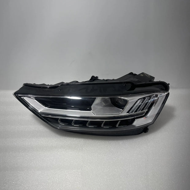 Audi A8 S8 4N Full LED Matrix Scheinwerfer links 4N0941783