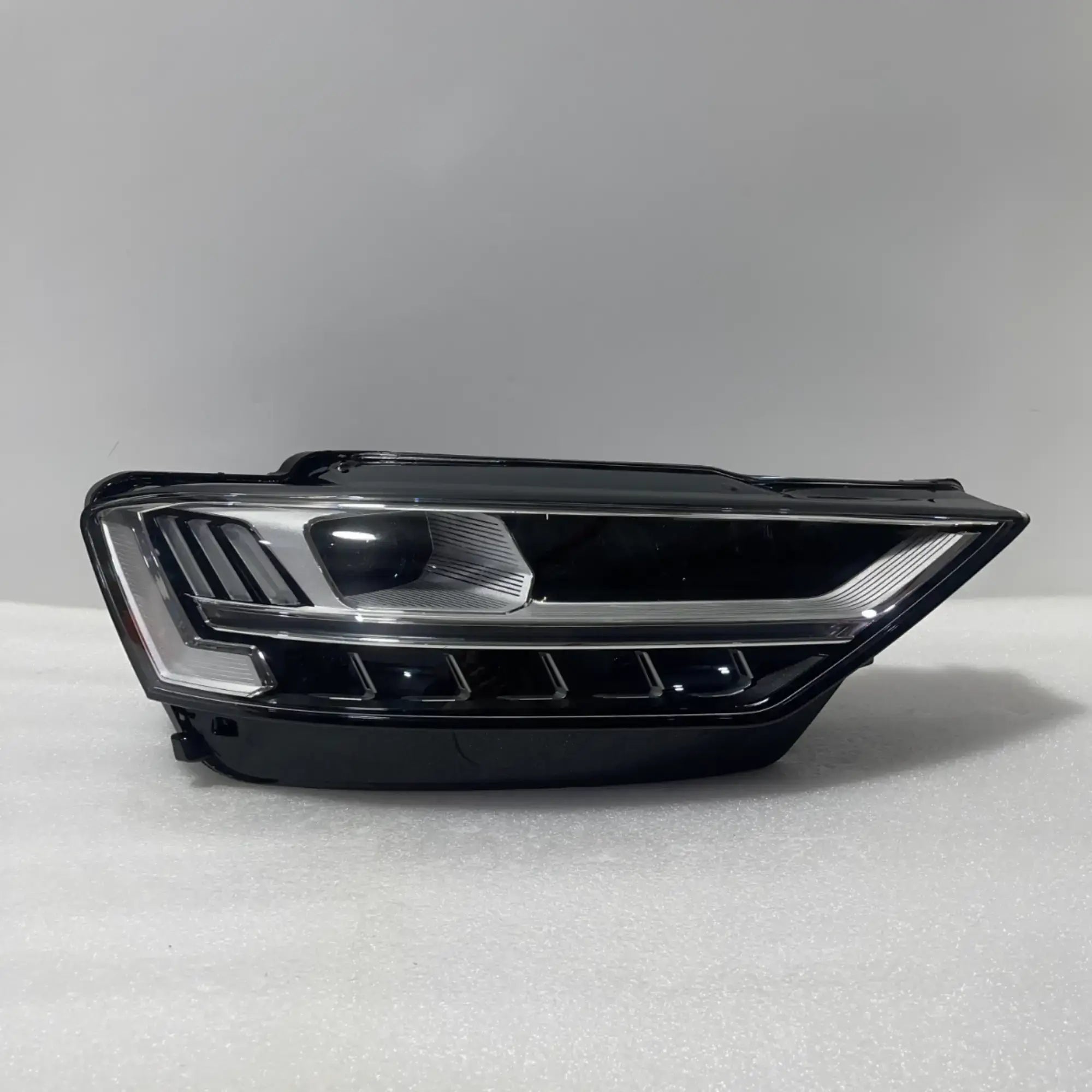 Audi A8 S8 4N Full LED Matrix Scheinwerfer rechts 4N0941036