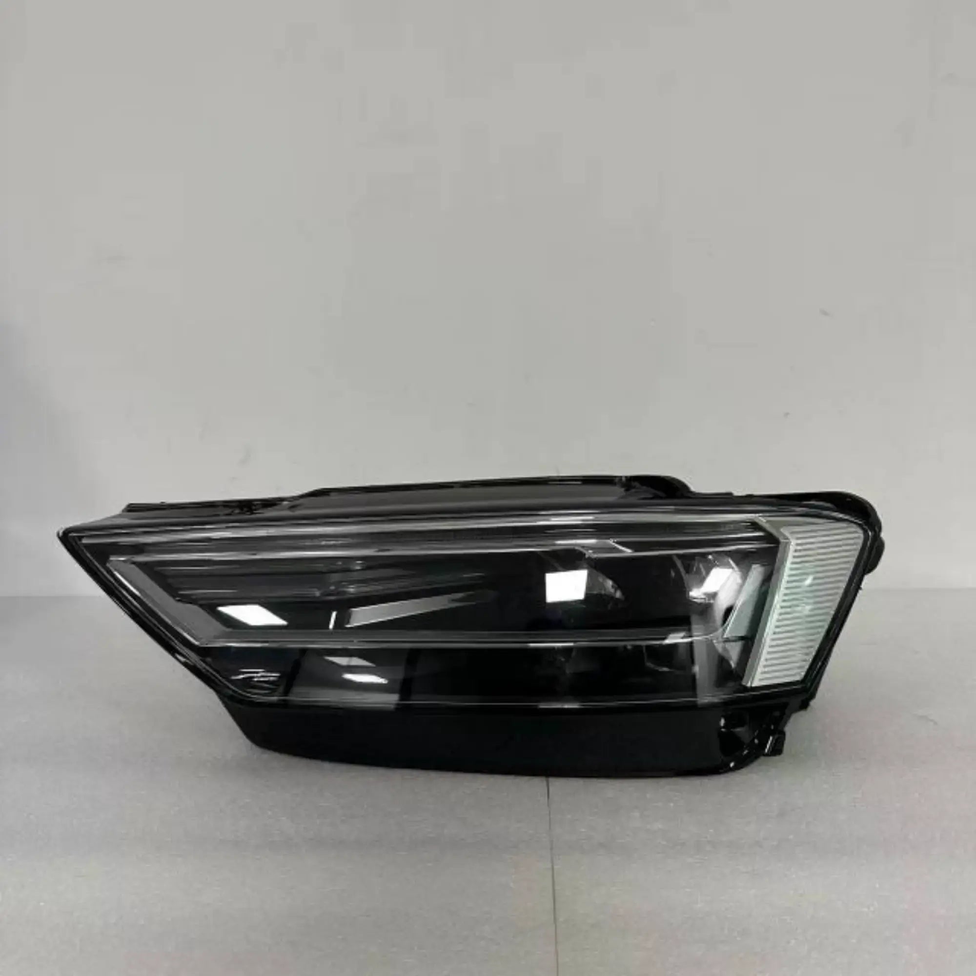Audi A8 S8 4N Full LED Scheinwerfer links 4N0941773