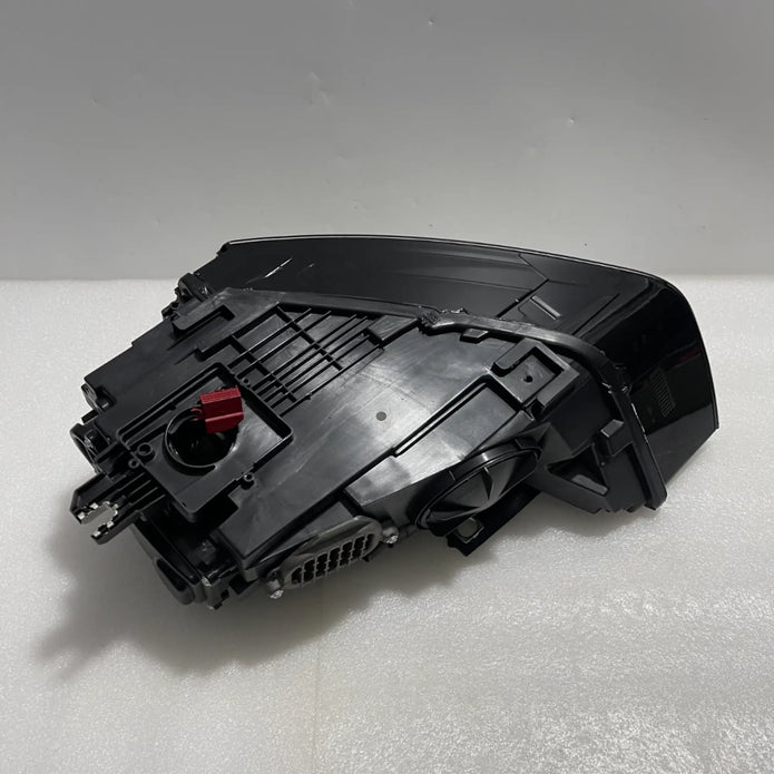 Audi Q3 RS 8U Q3 8U Bi-Xenon LED Scheinwerfer rechts 8U0941006B