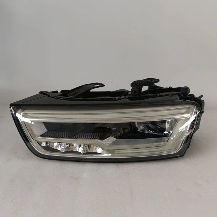 Audi Q3 RS Q3 8U Full LED Scheinwerfer links 8U0941033