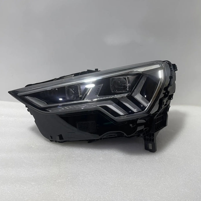 Audi Q3 RS Q3 F3 Full LED Matrix Scheinwerfer links 83A941035