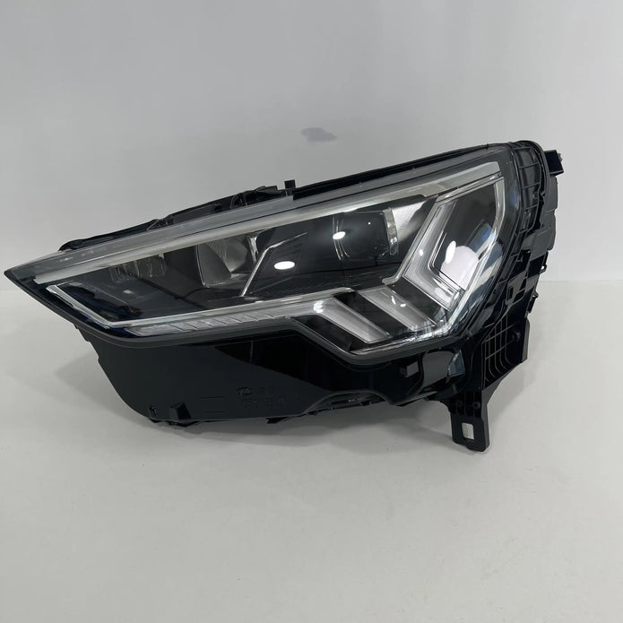 Audi Q3 RS Q3 F3 Full LED Scheinwerfer links 83A941033