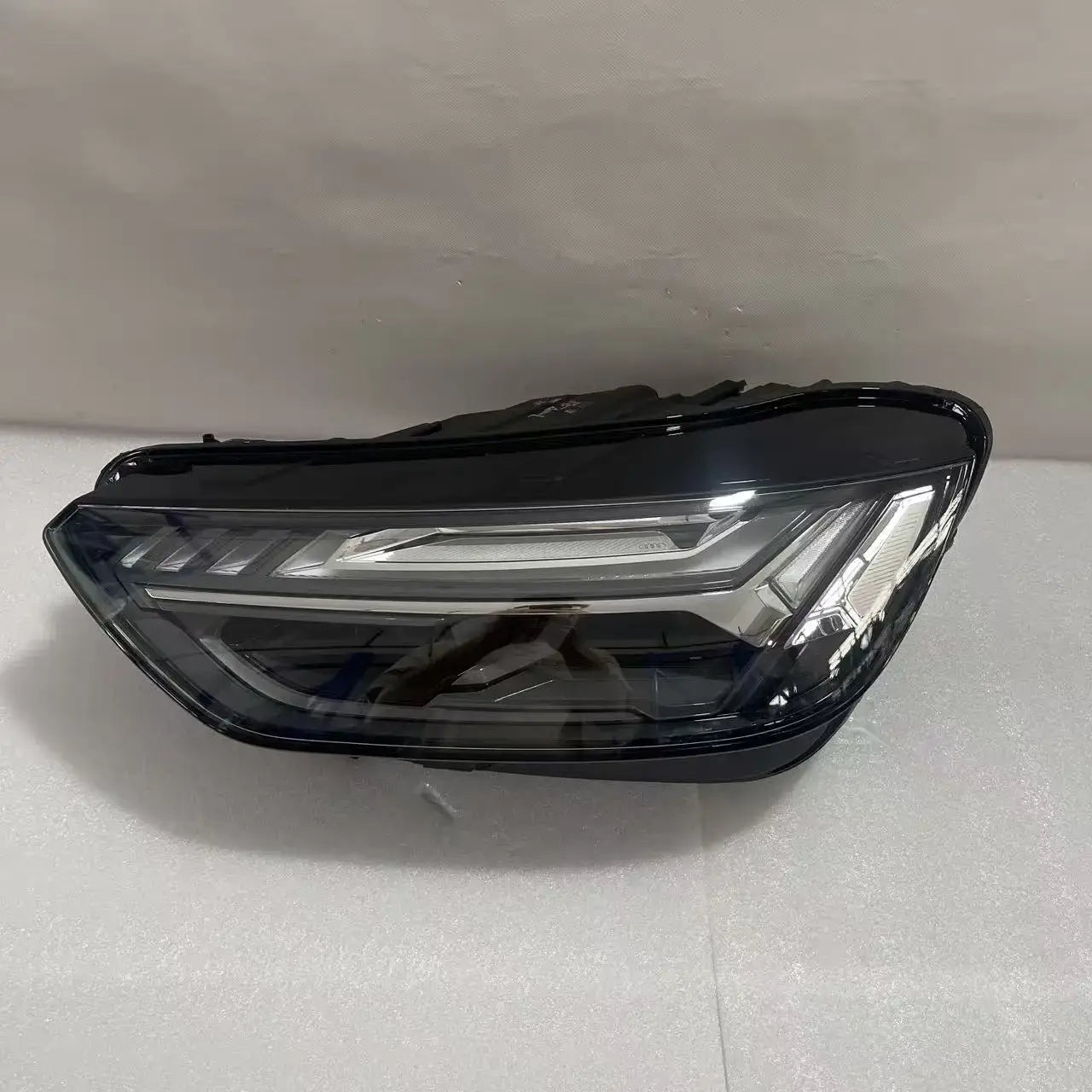 Audi Q5 SQ5 FY Full LED Matrix Scheinwerfer links 80A941035E