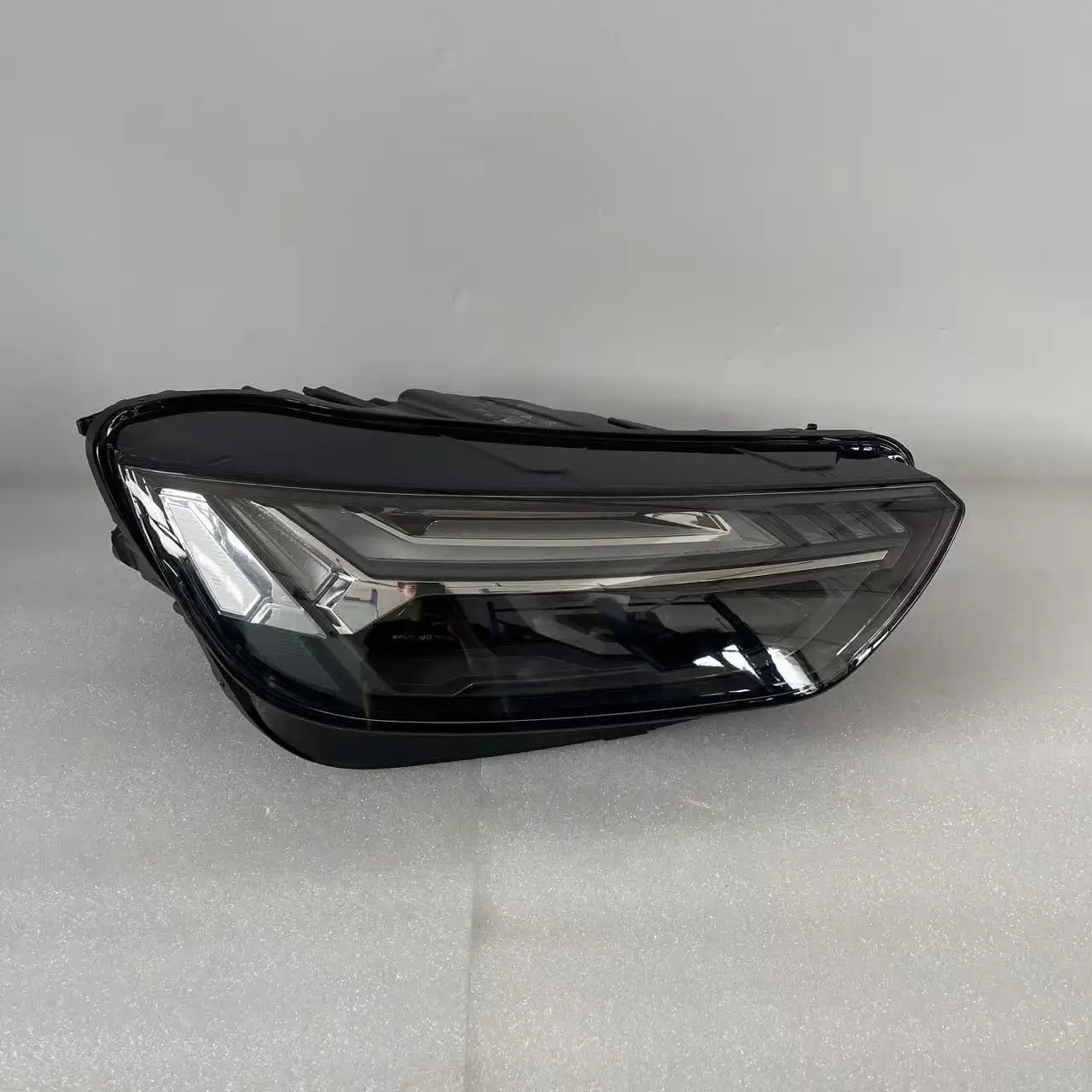 Audi Q5 SQ5 FY Full LED Matrix Scheinwerfer rechts 80A941036E