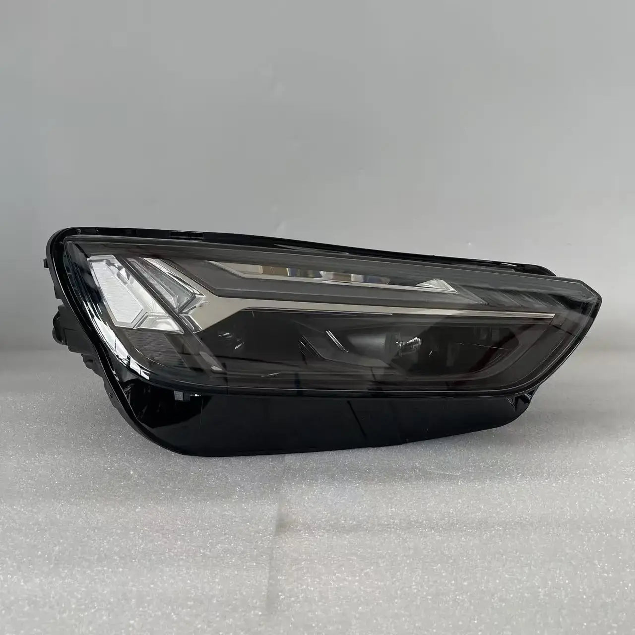 Audi Q5 SQ5 FY Full LED Matrix Scheinwerfer rechts 80A941036E