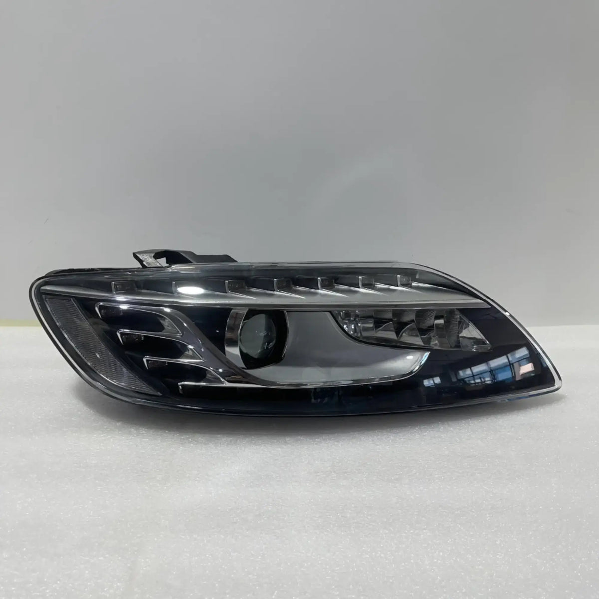 Audi Q7 4L Bi-Xenon LED Scheinwerfer rechts 4L0941030AC