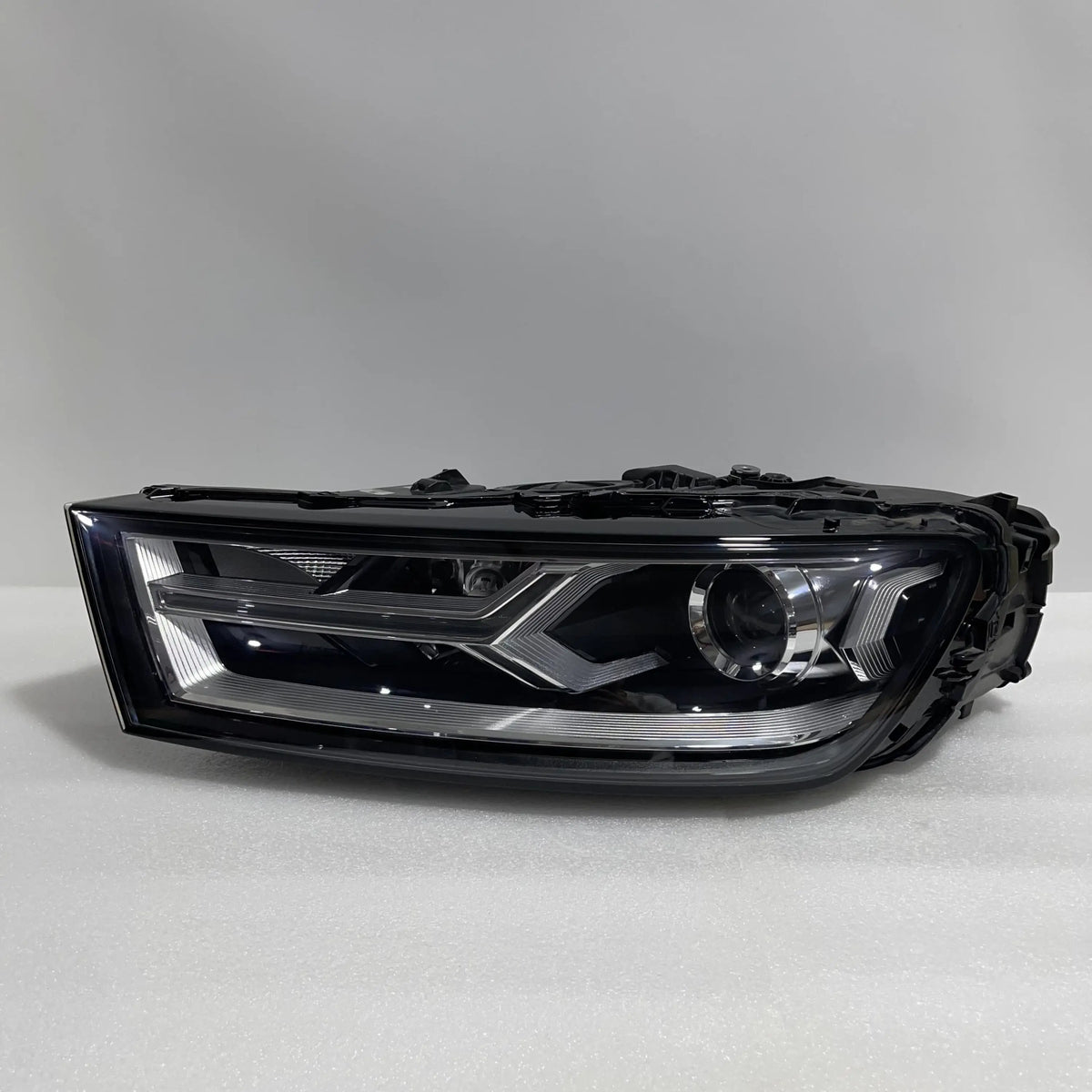 Audi Q7 SQ7 4M Bi-Xenon LED Scheinwerfer links 4M0941043