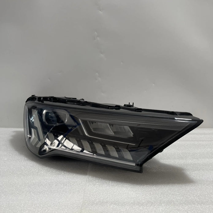 Audi Q7 SQ7 4M Full LED Matrix Scheinwerfer rechts 4M0941040