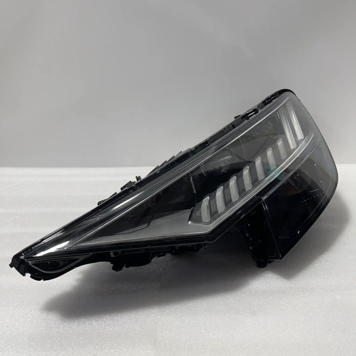 Audi Q8 SQ8 RS Q8 4M Full LED Matrix Scheinwerfer links 4M8941035