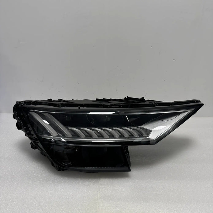 Audi Q8 SQ8 RS Q8 4M Full LED Matrix Scheinwerfer rechts 4M8941784