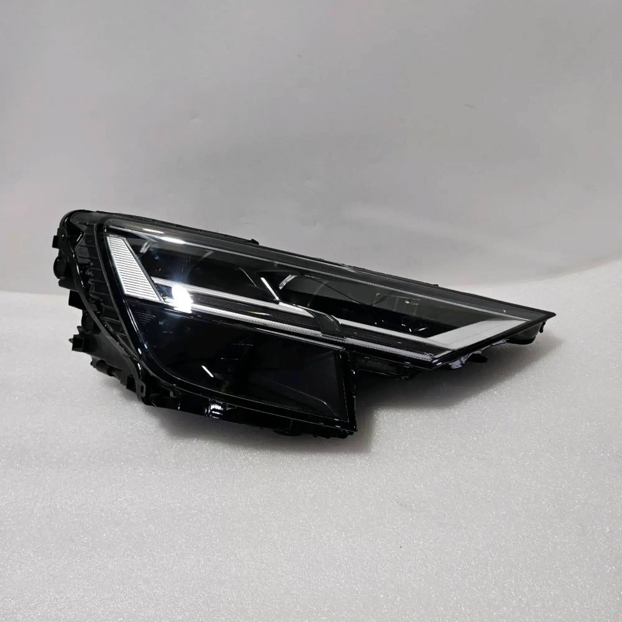 Audi Q8 SQ8 RS Q8 4M Full LED Scheinwerfer rechts 4M8941034