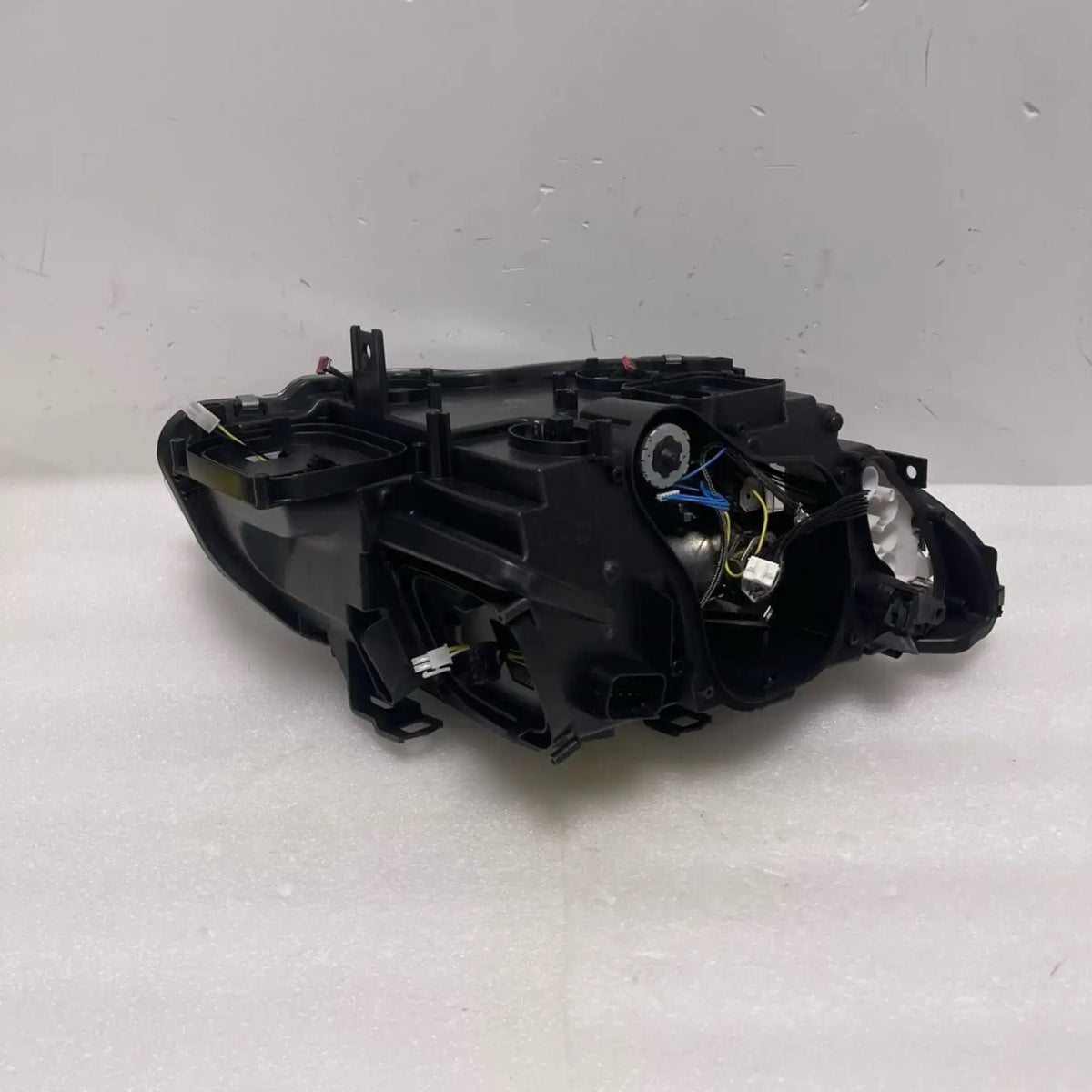 BMW 3er E92 E93 Bi-Xenon AHL LED Scheinwerfer links 63117273211
