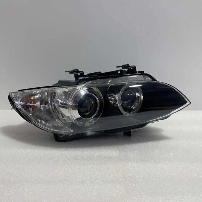 BMW 3er E92 E93 M3 E90 E92 E93 Bi-Xenon LED Scheinwerfer rechts 63117182508