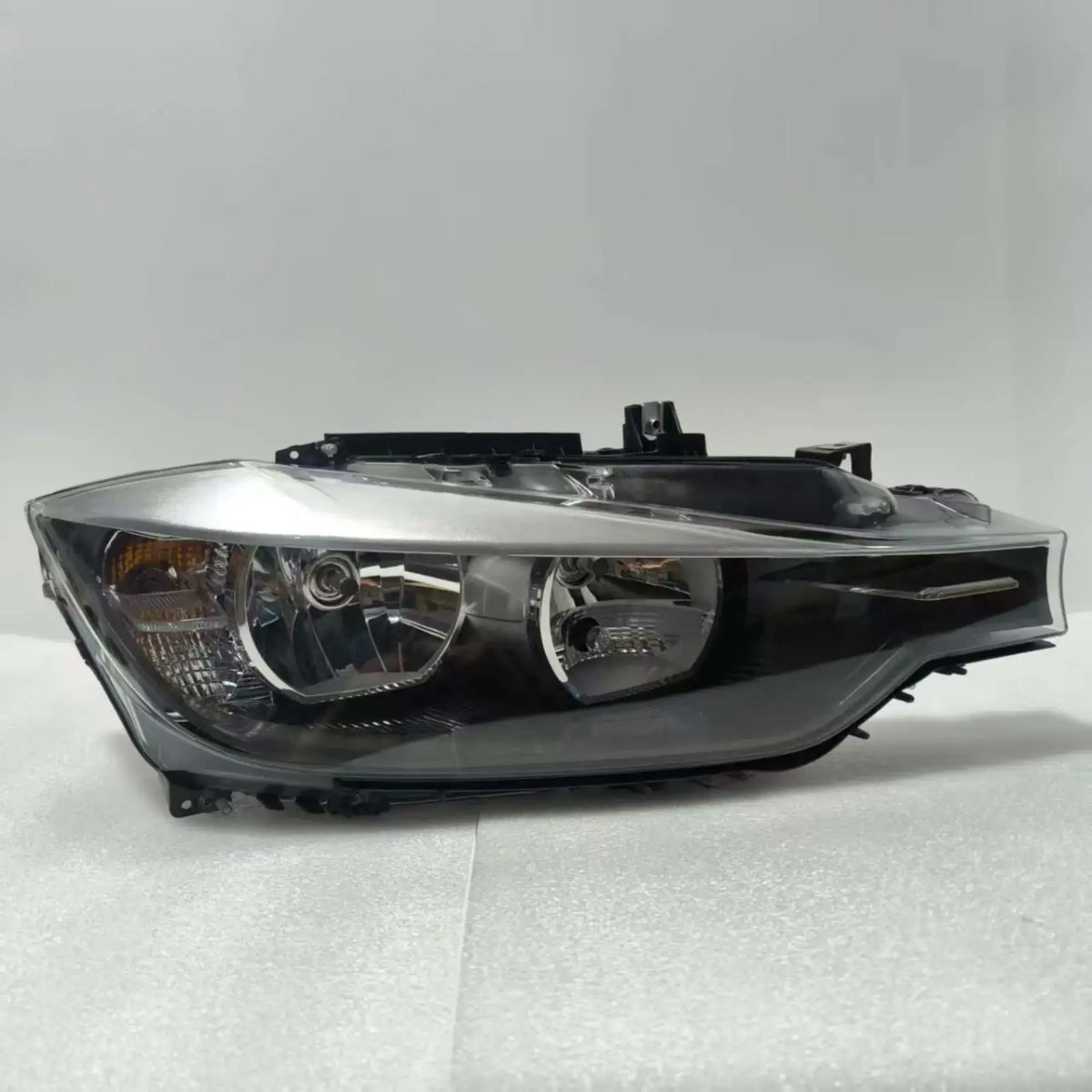 BMW 3er F30 F31 Halogen Scheinwerfer rechts 63117259524