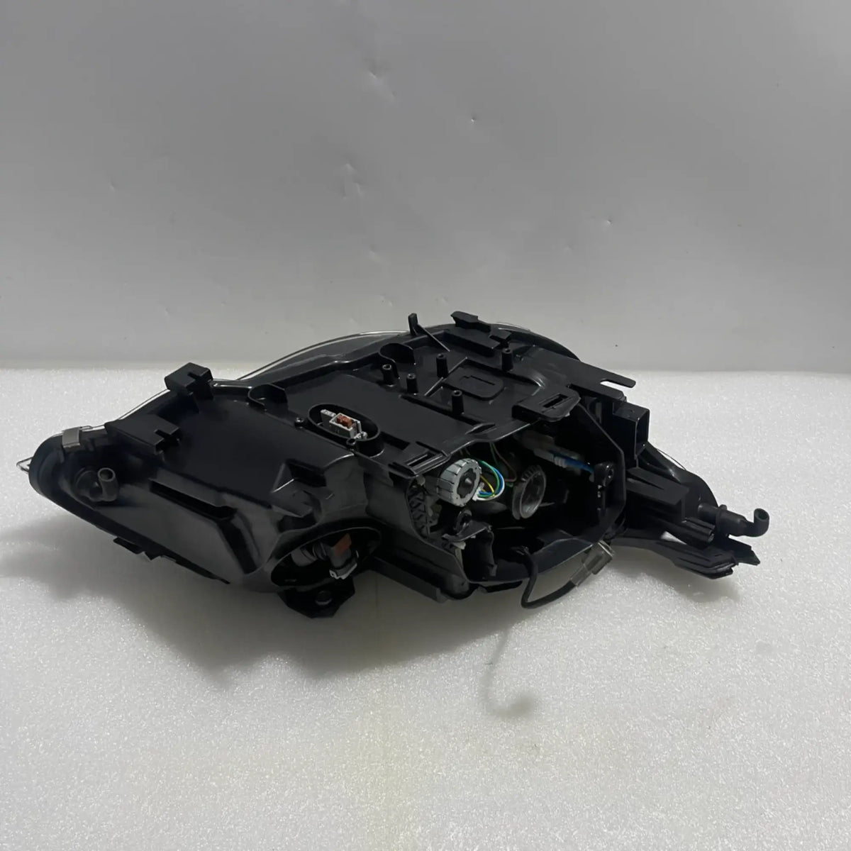 BMW 5er E60 E61 Bi-Xenon Scheinwerfer links 63127177751