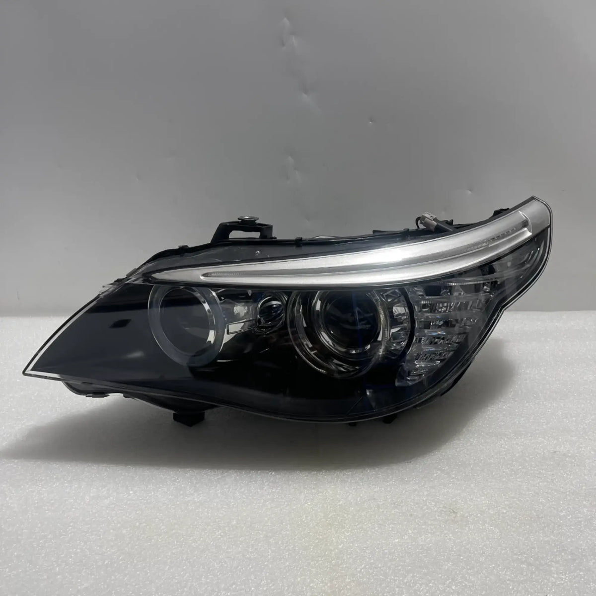 BMW 5er E60 E61 Bi-Xenon Scheinwerfer links 63127177751