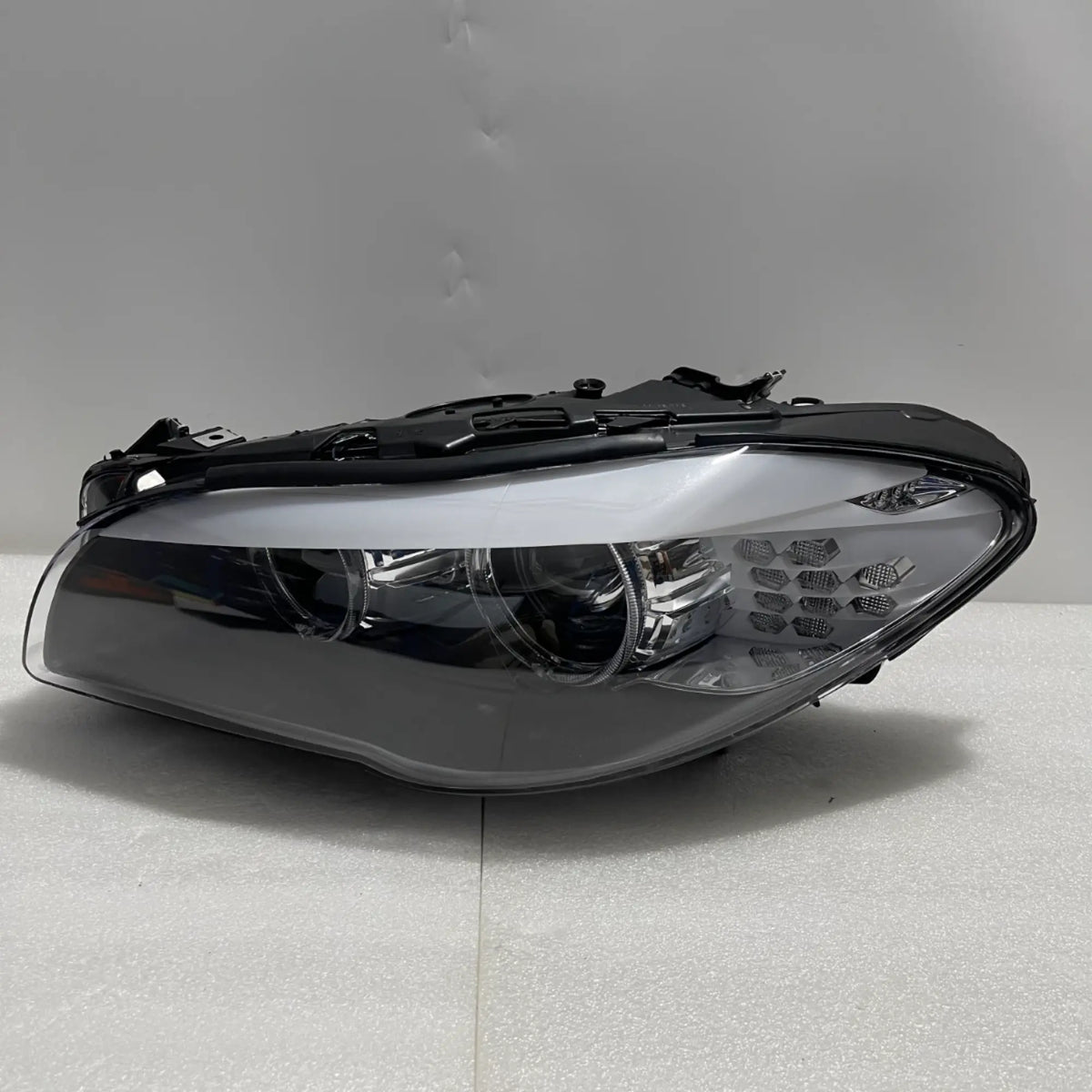 BMW 5er F10 F11 Bi-Xenon LED Scheinwerfer links 63117271911