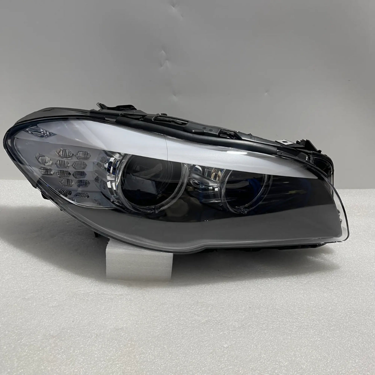 BMW 5er F10 F11 Bi-Xenon LED Scheinwerfer rechts 63117271912