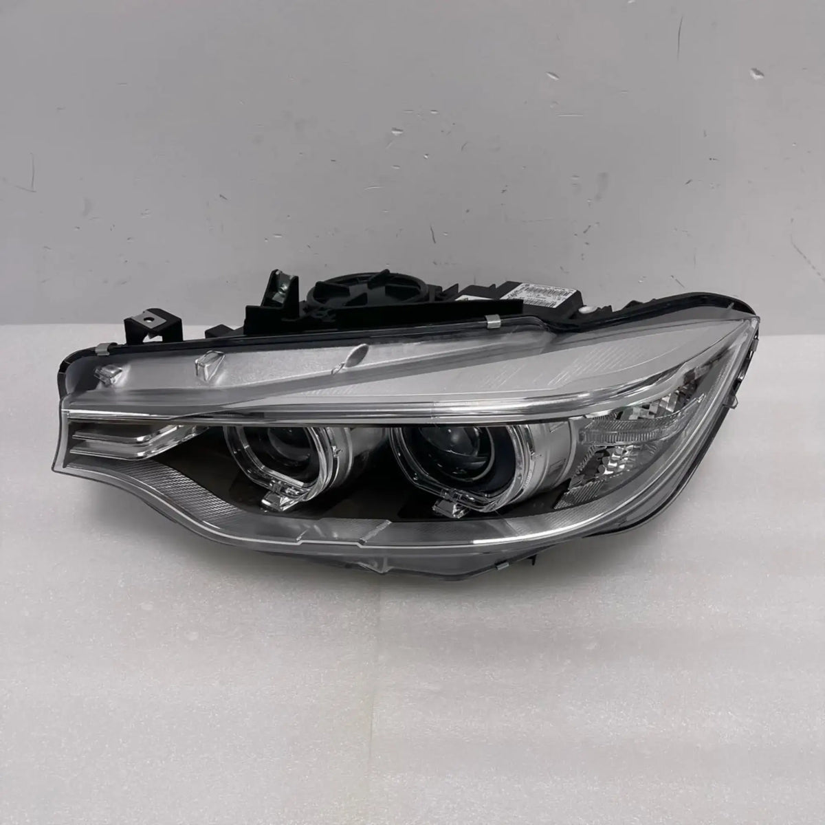 BMW M3 F80 M4 F82 F83 4er F32 F33 F36 Bi-Xenon AHL LED Scheinwerfer links 63117377839
