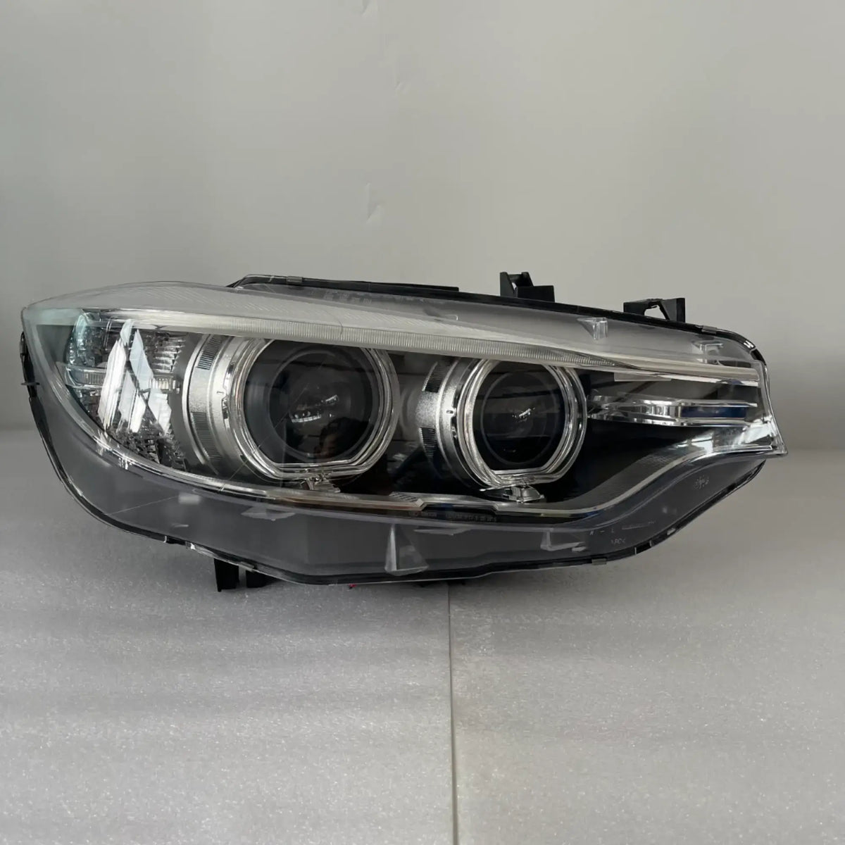 BMW M3 F80 M4 F82 F83 4er F32 F33 F36 Bi-Xenon LED Scheinwerfer rechts 63117377844