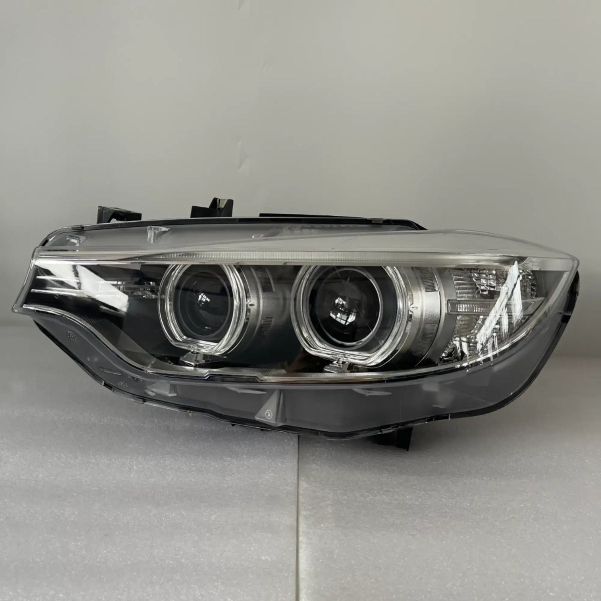 BMW M3 F80 M4 F82 F83 4er F32 F33 F36 Bi-Xenon LED Scheinwerfer links 63117377843