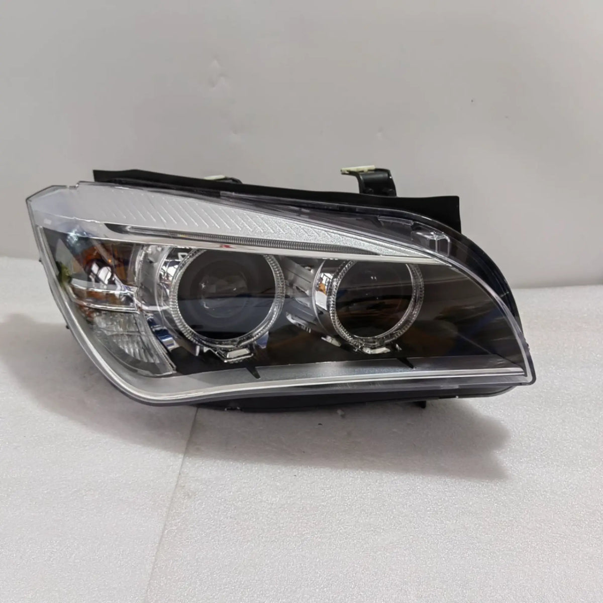 BMW X1 E84 Bi-Xenon Scheinwerfer rechts 63117290262