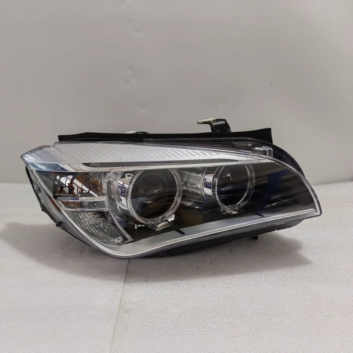 BMW X1 E84 Bi-Xenon Scheinwerfer rechts 63117290262